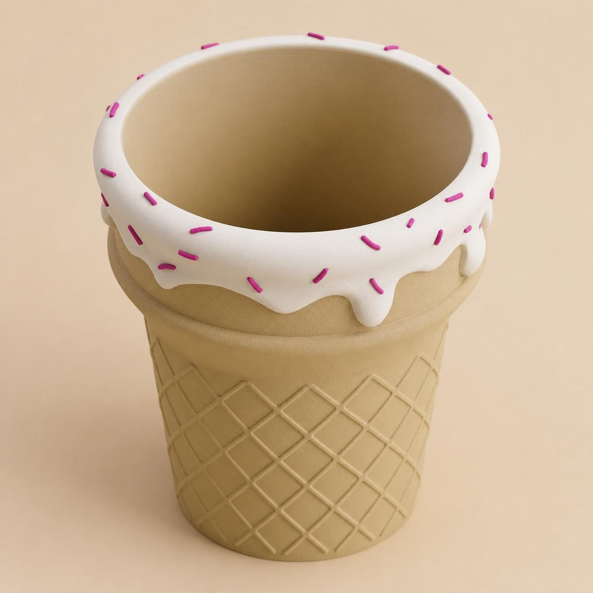 Overhead close-up of the empty Vanilla Berry ScoopBloom dessert planter